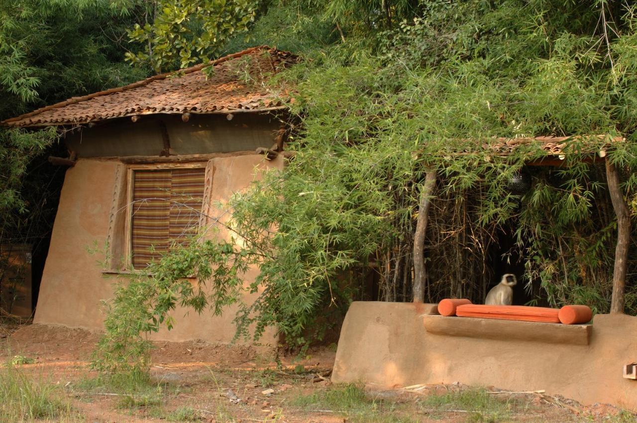 Mahua Kothi Bandhavgarh - A Taj Safari Tāla Exterior foto